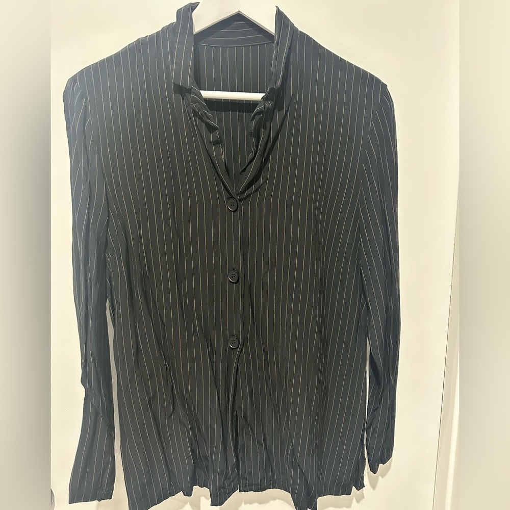 VINTAGE SOFT BUTTON DOWN SHIRT - Picture 7 of 10
